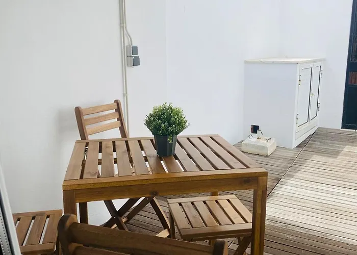 Swordfish Charming Retreat بينيش